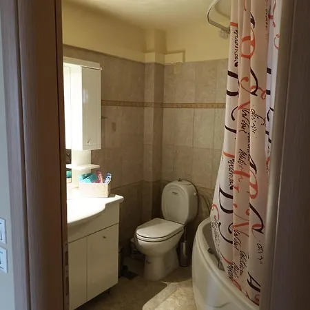 Livieratos Apartman *